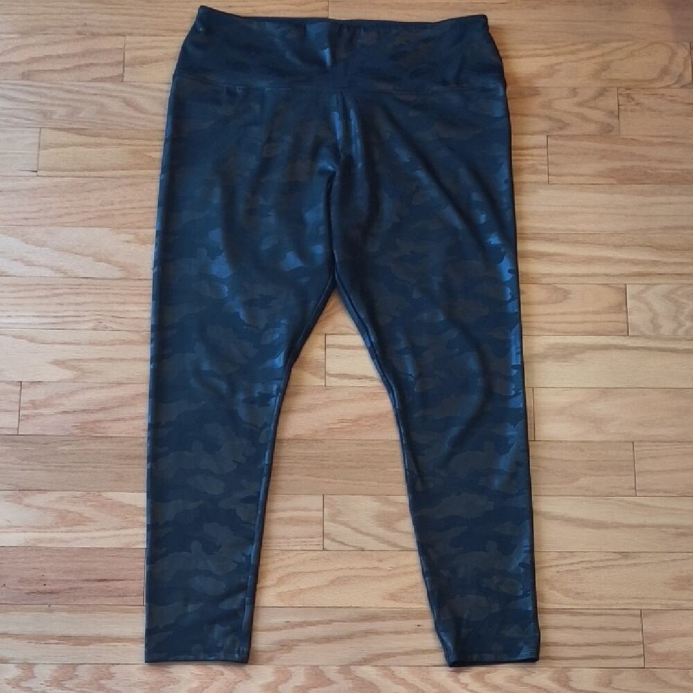 Simply Vera Vera Wang Stretchy Black Leggings Size XL EUC
